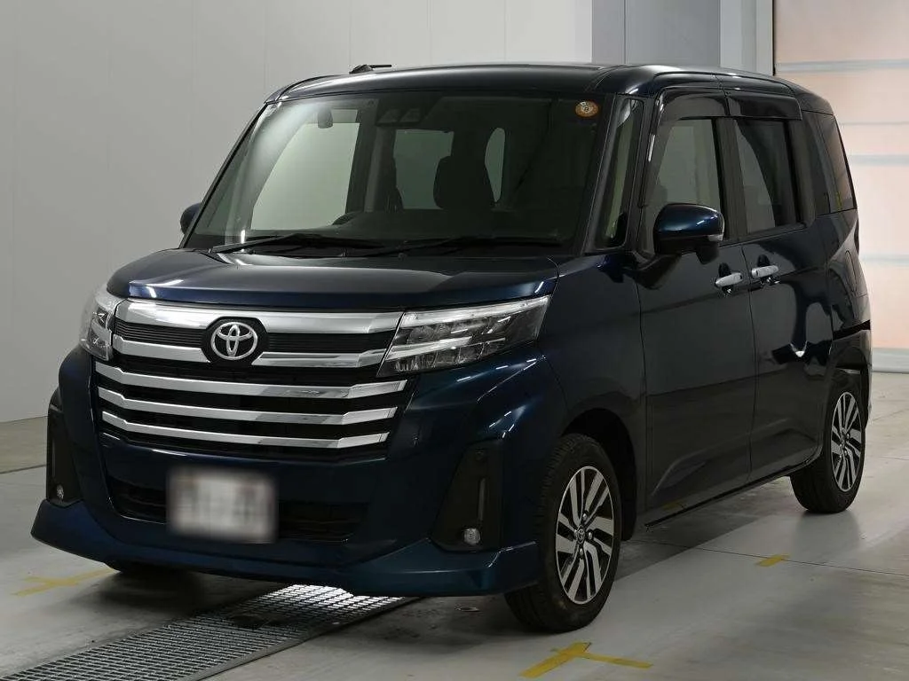 Toyota Roomy M900A 2023