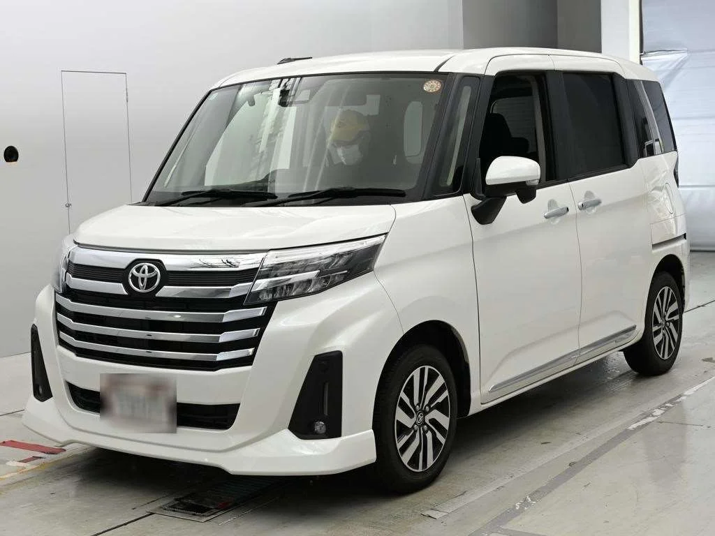 Toyota Roomy M900A 2023
