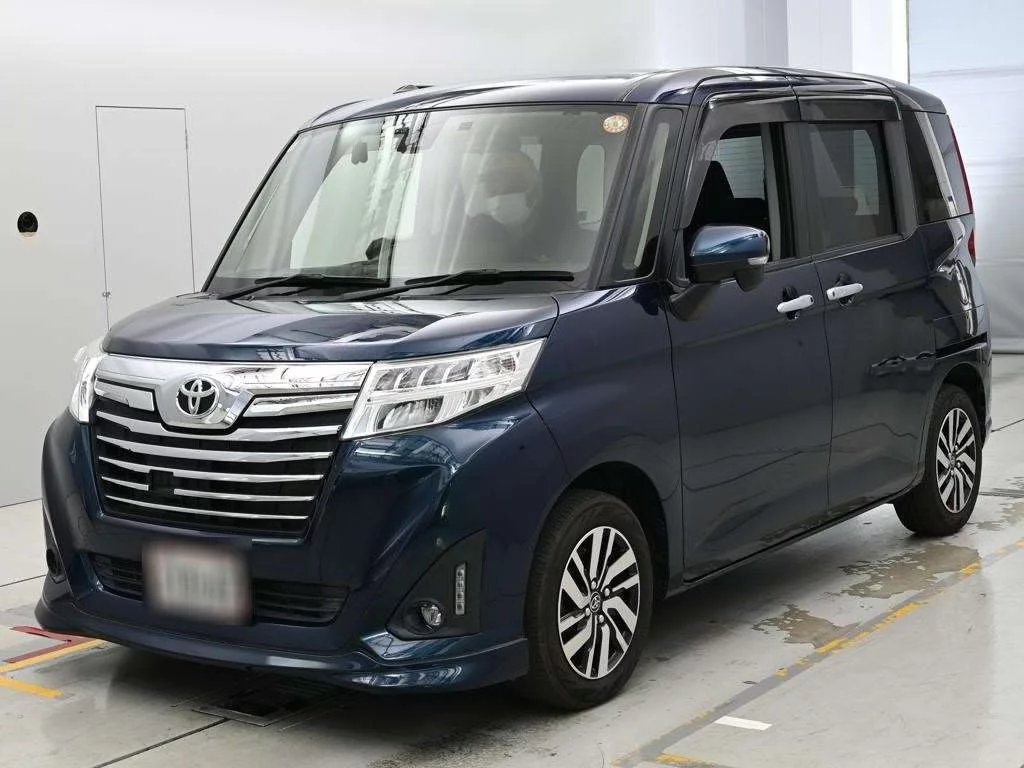 Toyota Roomy M900A 2018