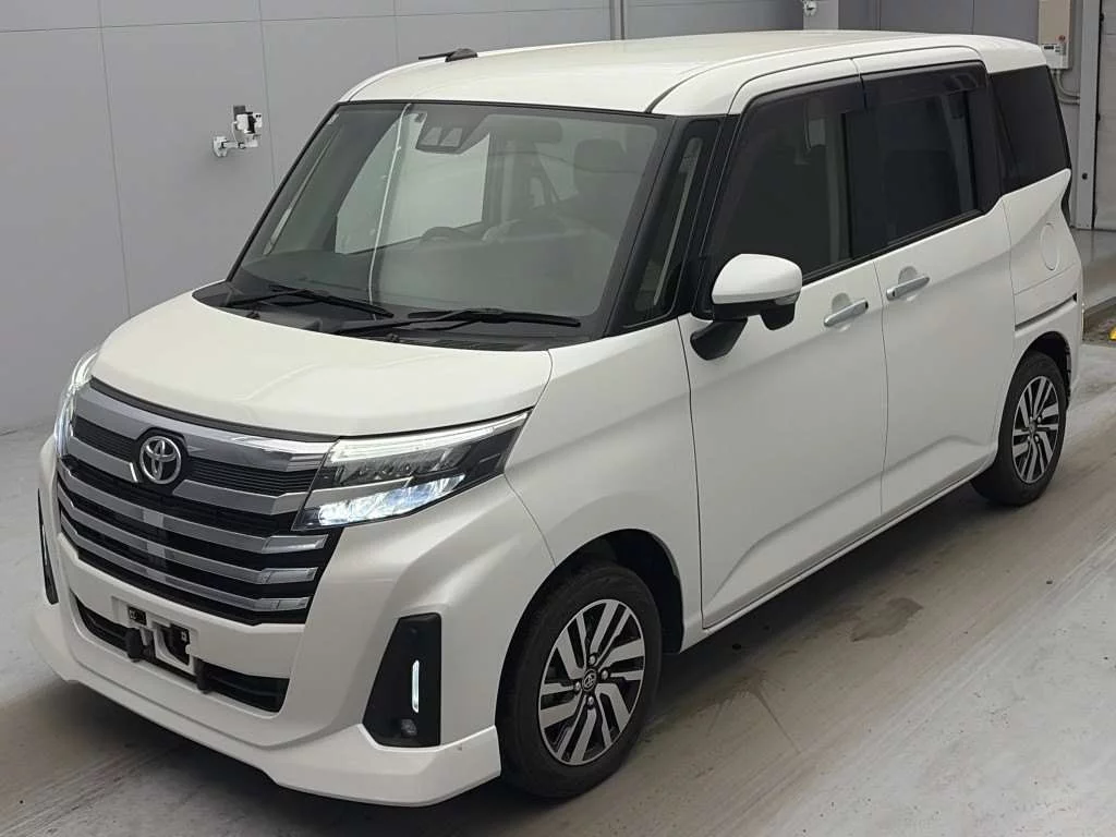 Toyota Roomy M900A 2021