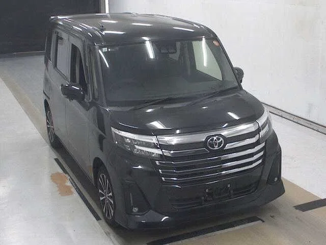 Toyota Roomy M900A 2023
