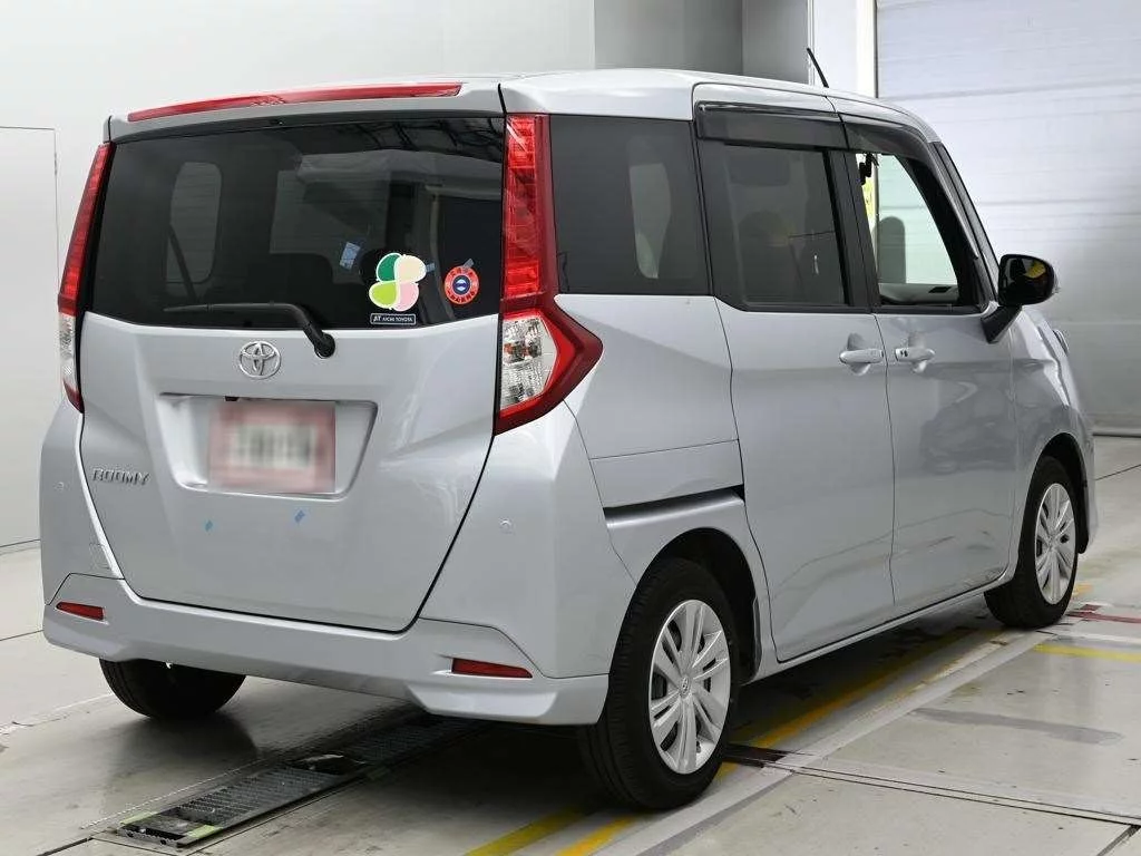 Toyota Roomy M900A 2023