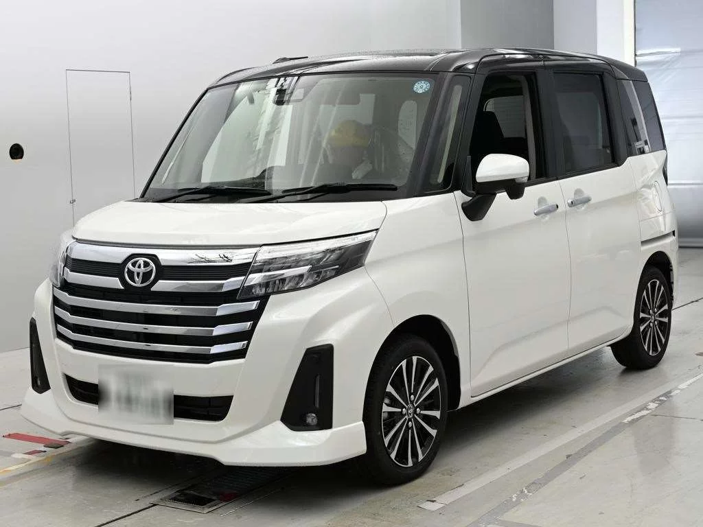 Toyota Roomy M900A 2026
