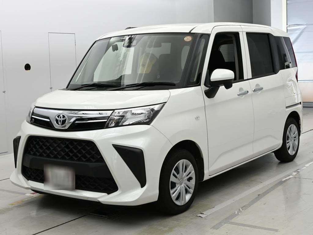 Toyota Roomy M900A 2024