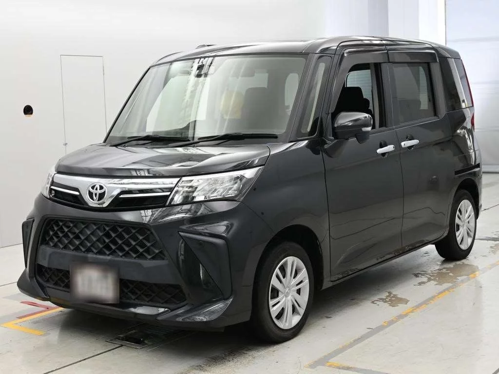 Toyota Roomy M900A 2021