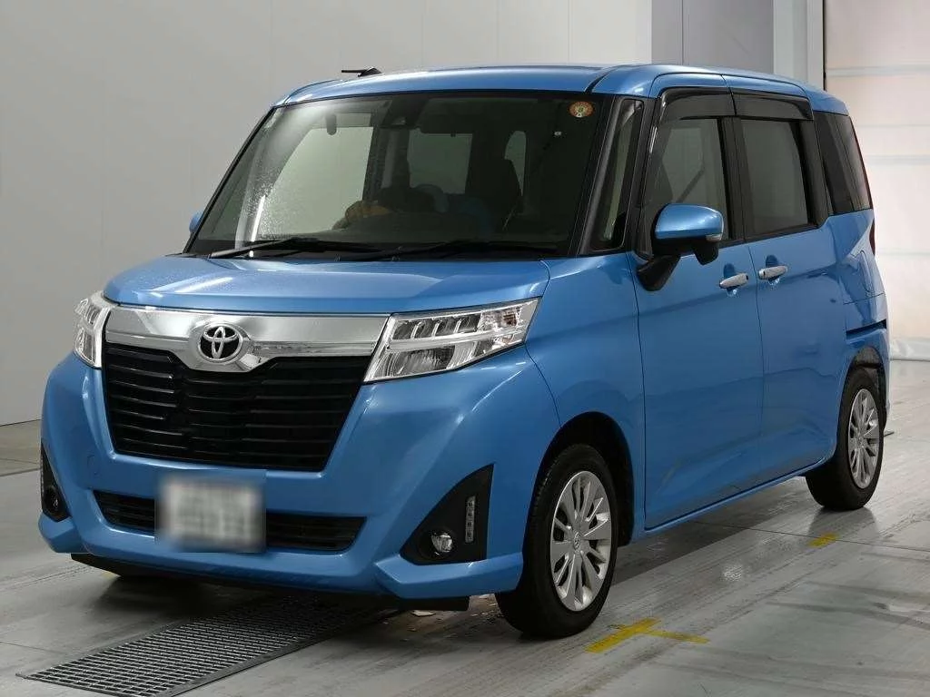 Toyota Roomy M900A 2018