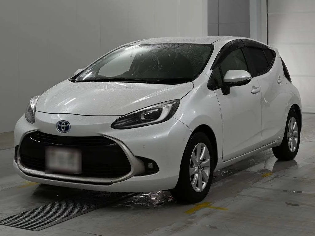 Toyota Roomy M900A 2024