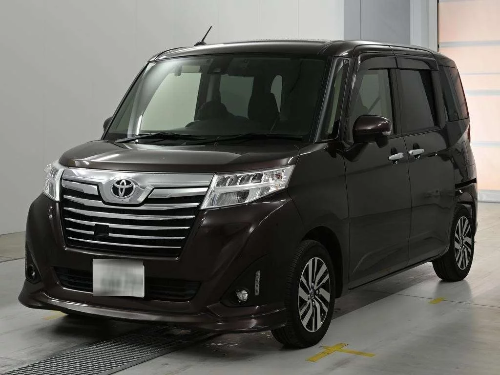 Toyota Roomy M900A 2018