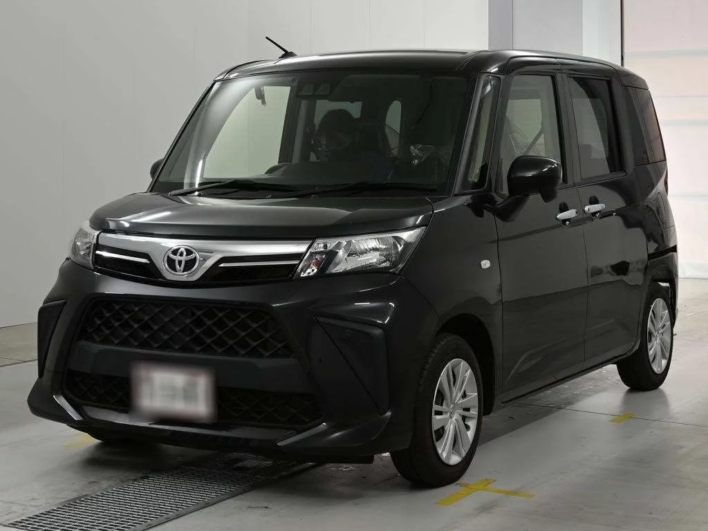 Toyota Roomy M900A 2022