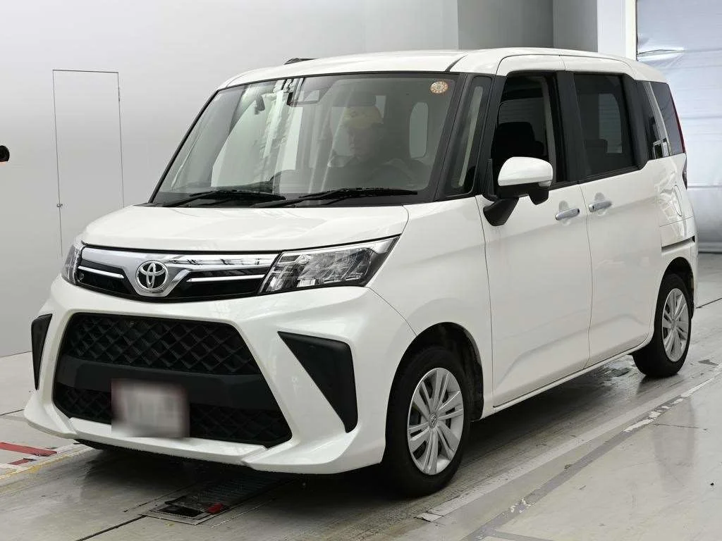 Toyota Roomy M900A 2024