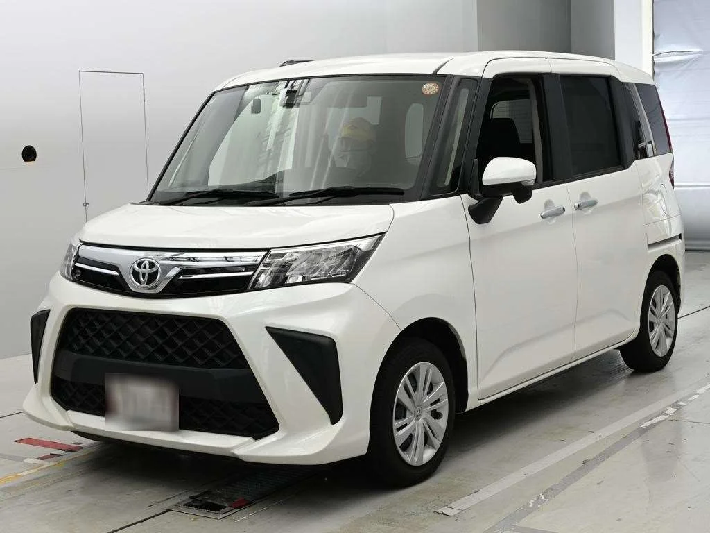Toyota Roomy M900A 2024