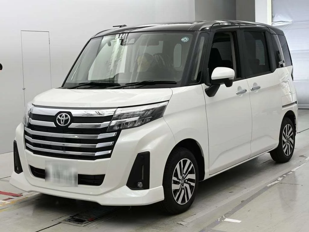 Toyota Roomy M900A 2026