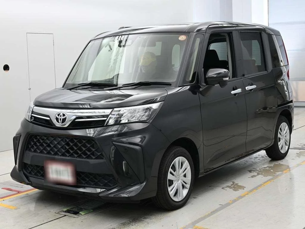 Toyota Roomy M900A 2022