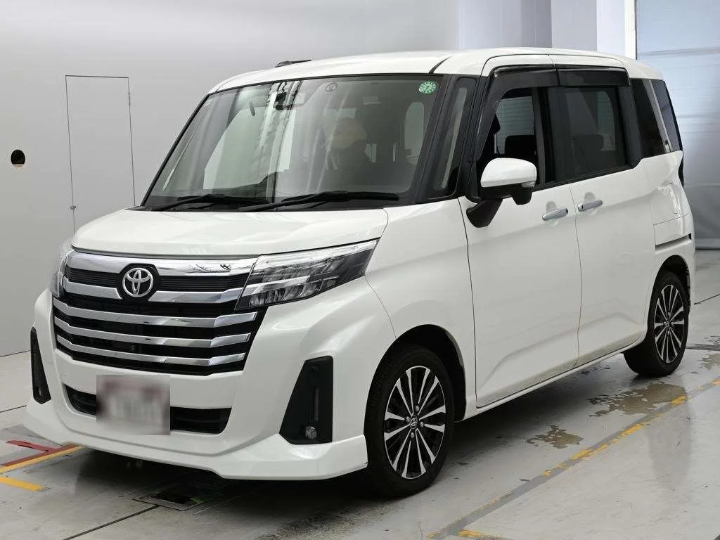 Toyota Roomy M900A 2021