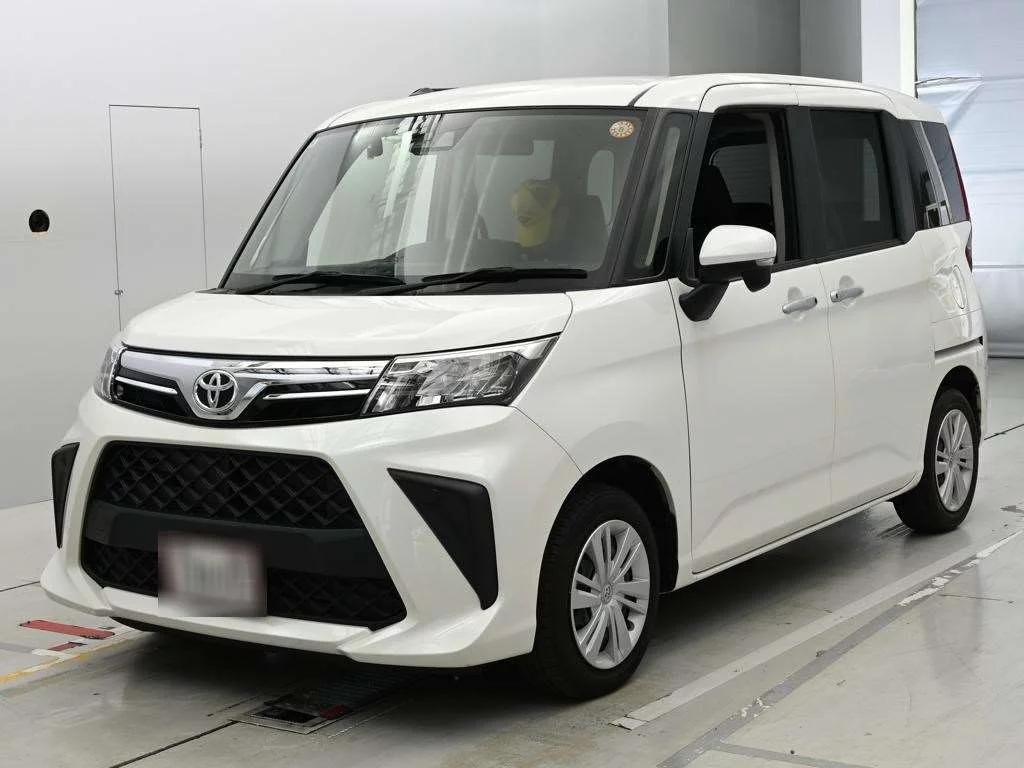Toyota Roomy M900A 2024