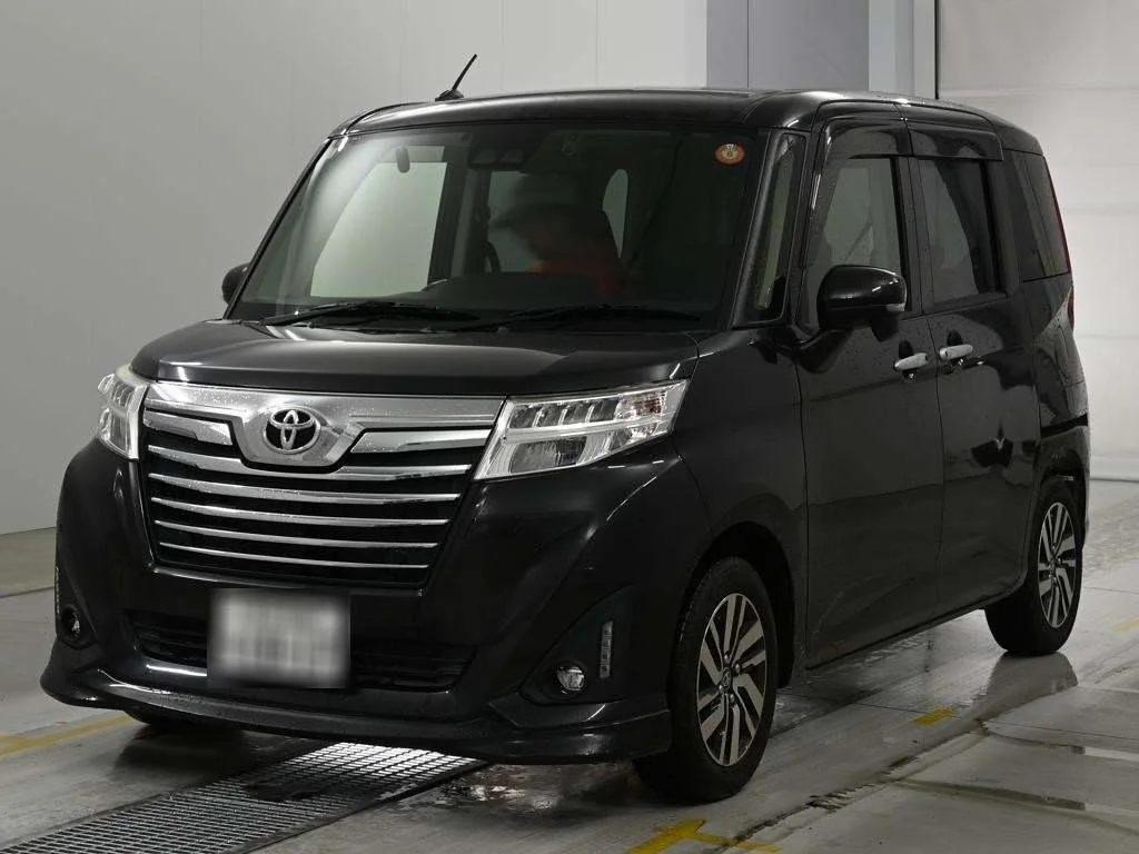 Toyota Roomy M900A 2018