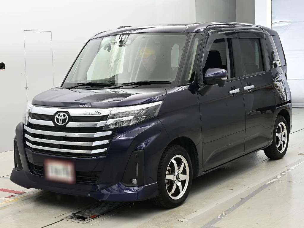 Toyota Roomy M900A 2023