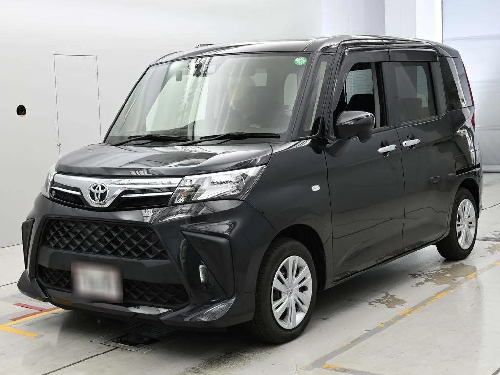 Toyota Roomy M900A 2022
