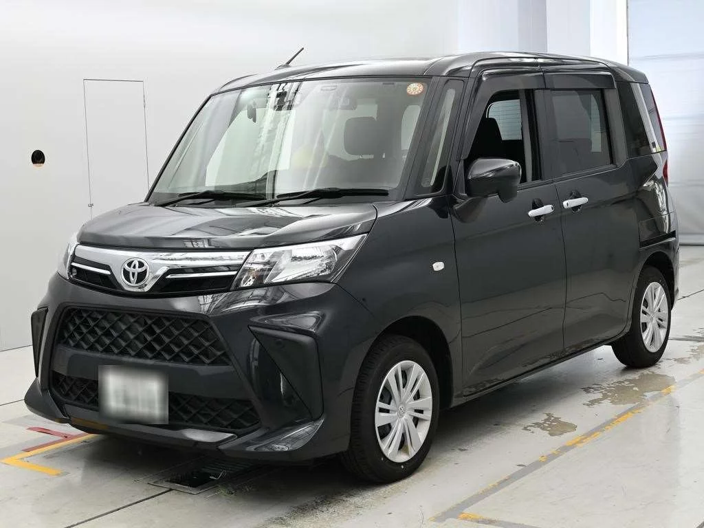 Toyota Roomy M900A 2022