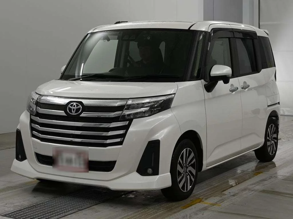 Toyota Roomy M900A 2023