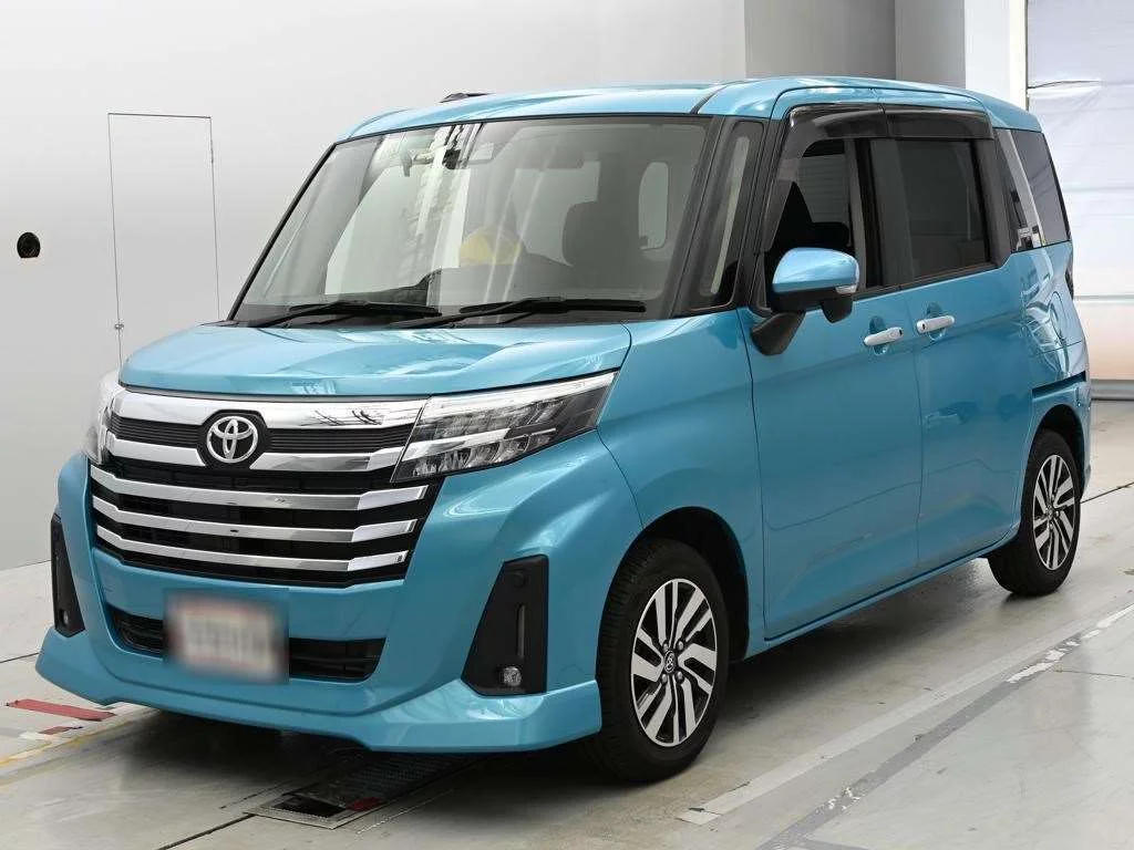 Toyota Roomy M900A 2021