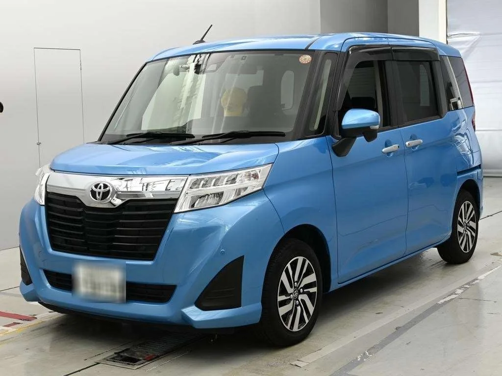 Toyota Roomy M900A 2020