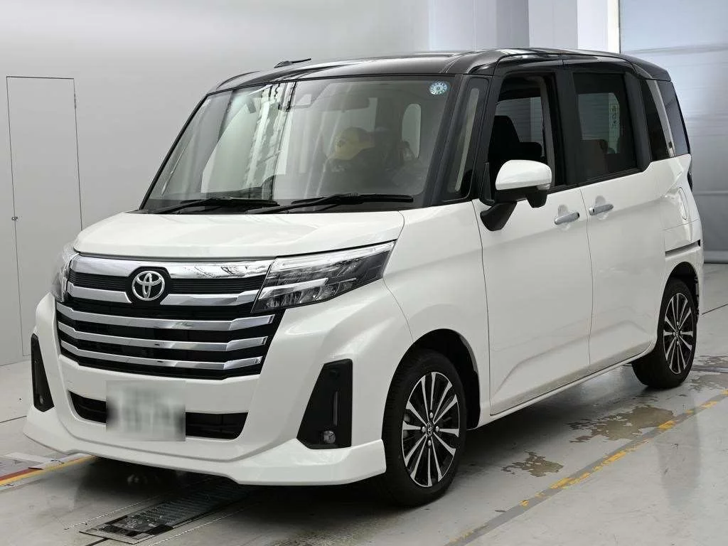 Toyota Roomy M900A 2026