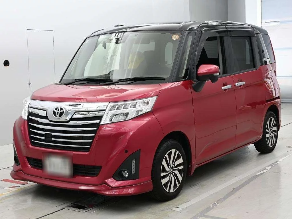 Toyota Roomy M900A 2018