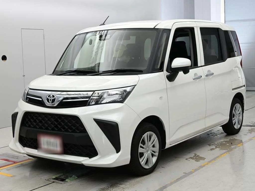 Toyota Roomy M900A 2023