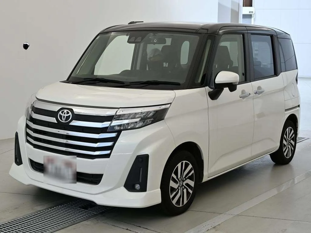 Toyota Roomy M900A 2023
