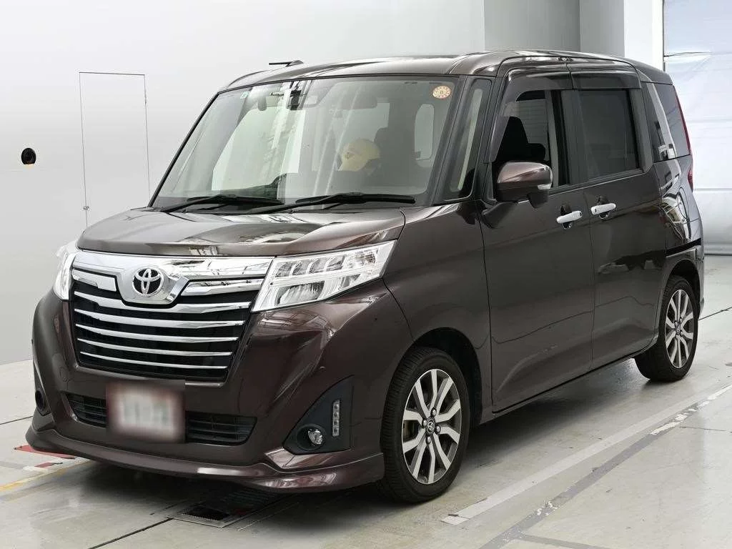 Toyota Roomy M900A 2019