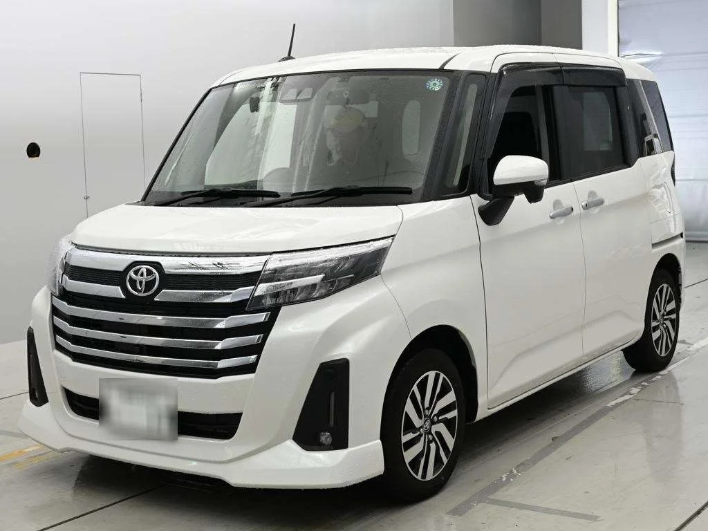 Toyota Roomy M900A 2024