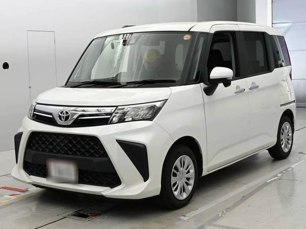 Toyota Roomy M900A 2022