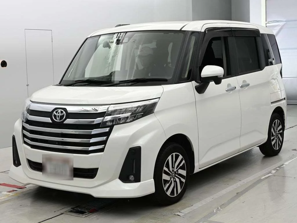 Toyota Roomy M900A 2021