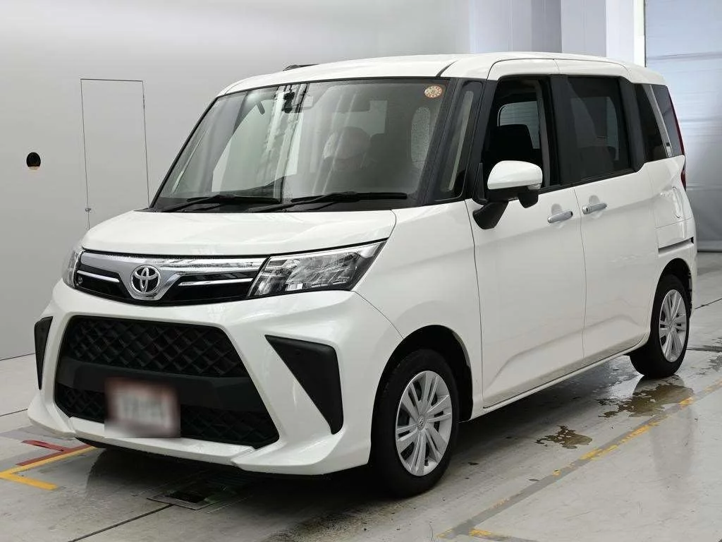 Toyota Roomy M900A 2024