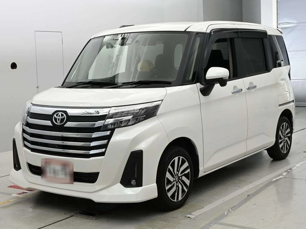 Toyota Roomy M900A 2025