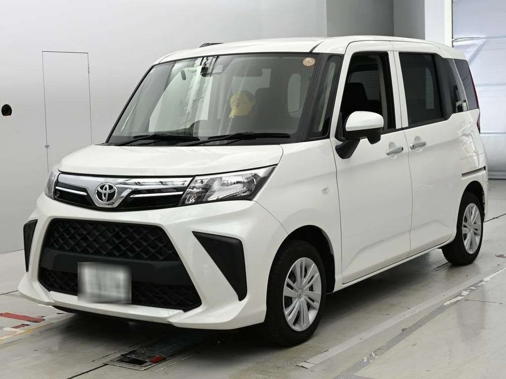 Toyota Roomy M900A 2024