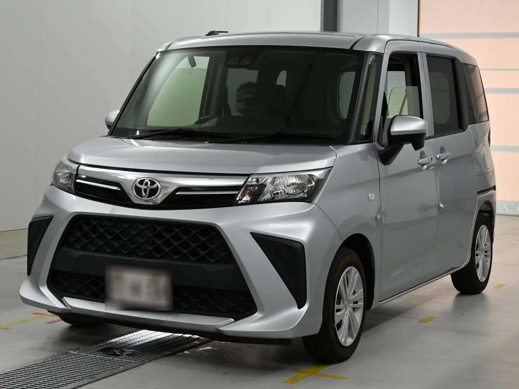 Toyota Roomy M900A 2021