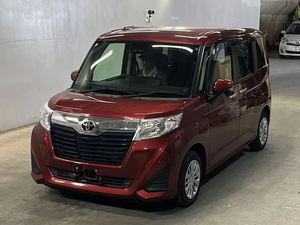 Toyota Roomy M900A 2019
