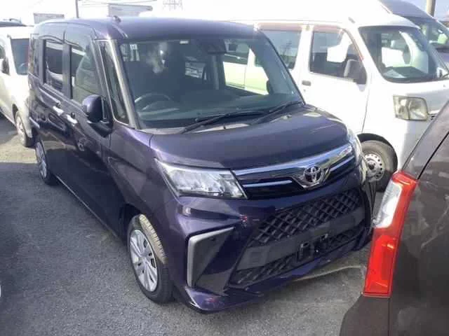 Toyota Roomy M900A 2021