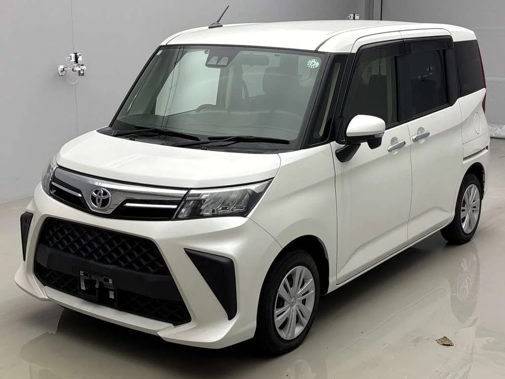 Toyota Roomy M900A 2021