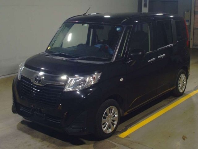 427 Toyota Roomy M900A 2018 г. (TAA Yokohama)