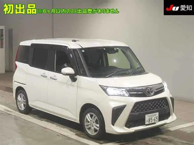 Toyota Roomy M900A 2022