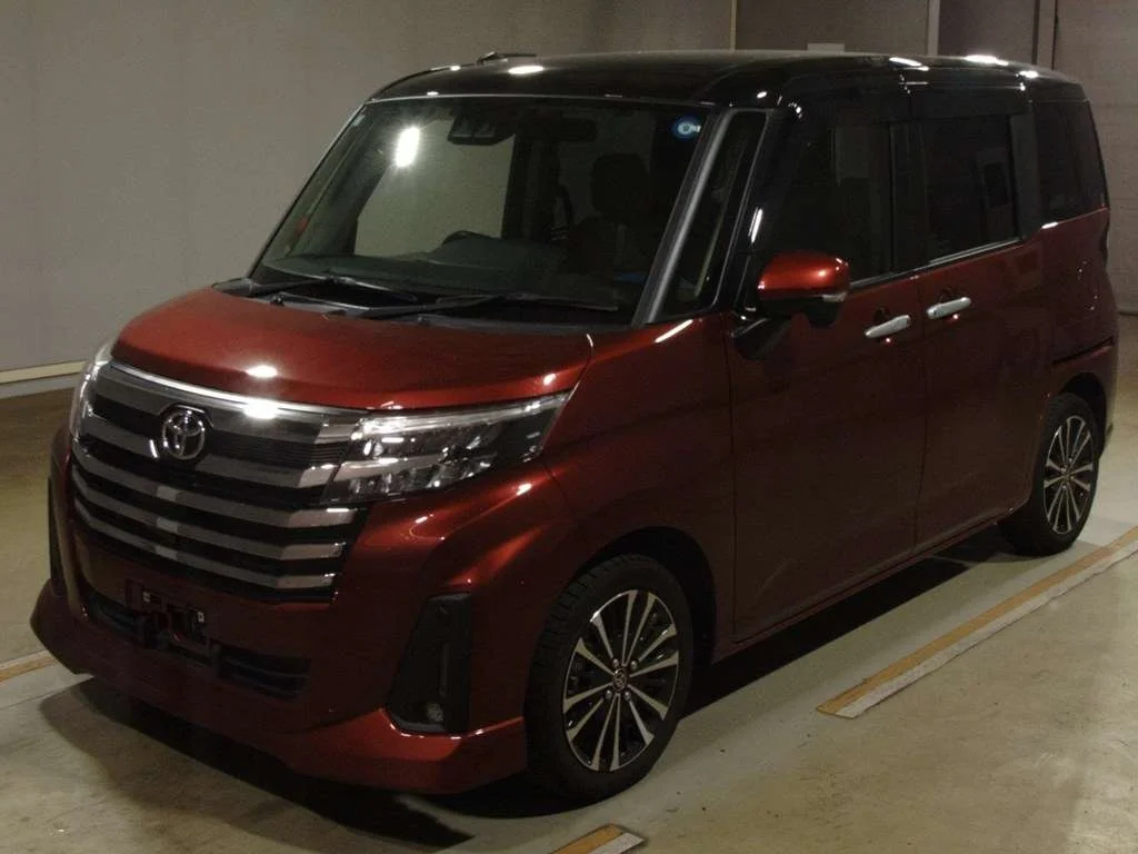 Toyota Roomy M900A 2021