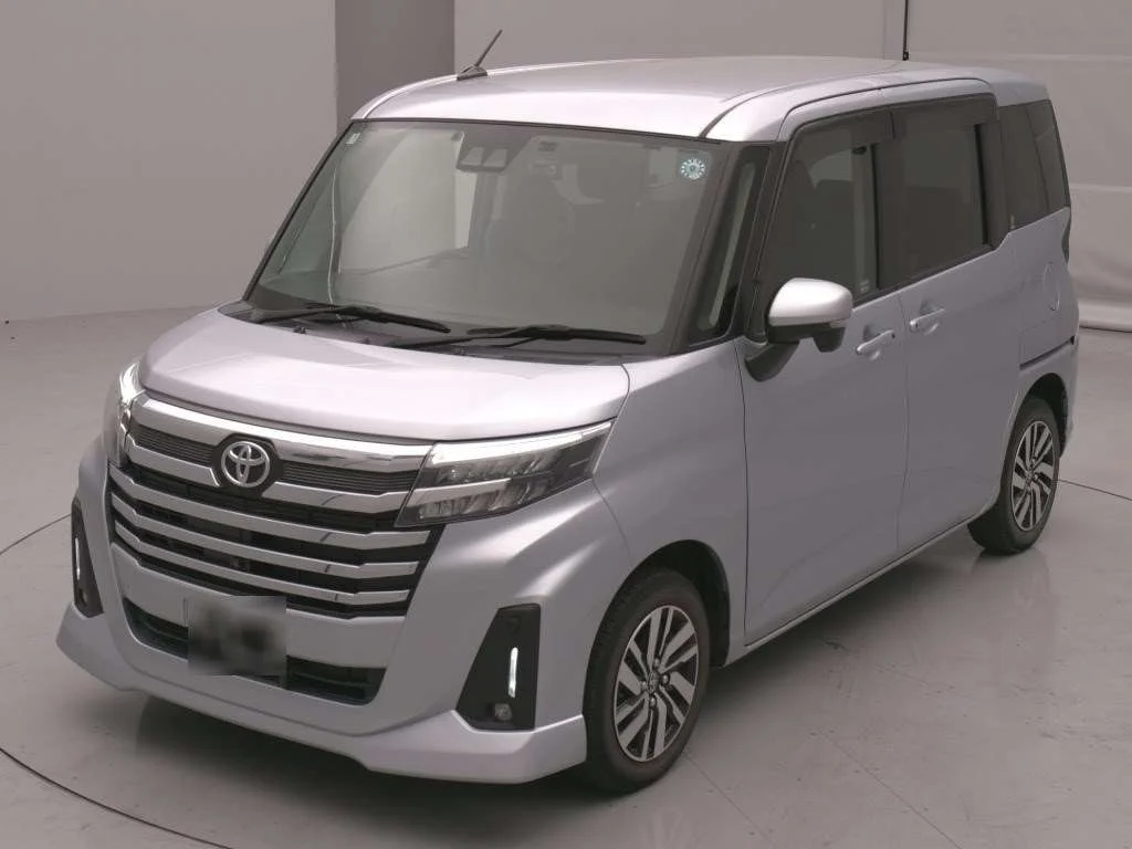 Toyota Roomy M900A 2023