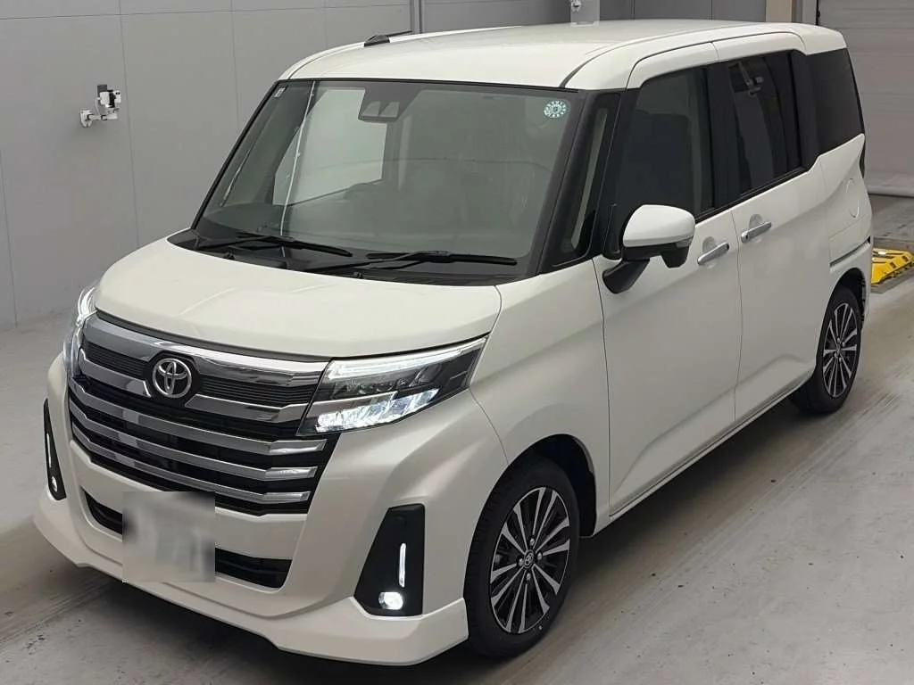 Toyota Roomy M900A 2026