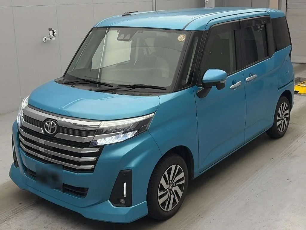 Toyota Roomy M900A 2020