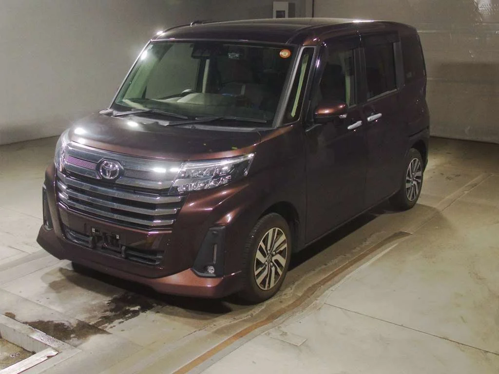 Toyota Roomy M900A 2021
