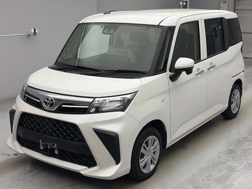 Toyota Roomy M900A 2021