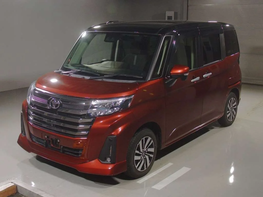 Toyota Roomy M900A 2021